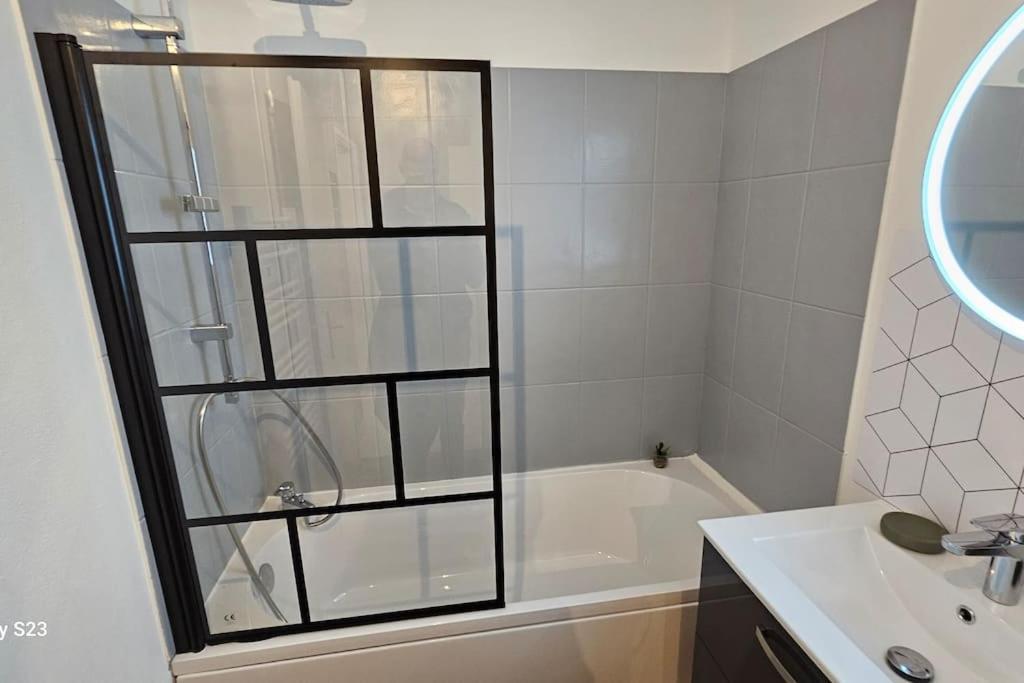 Appartement Calme Lievin Luaran gambar